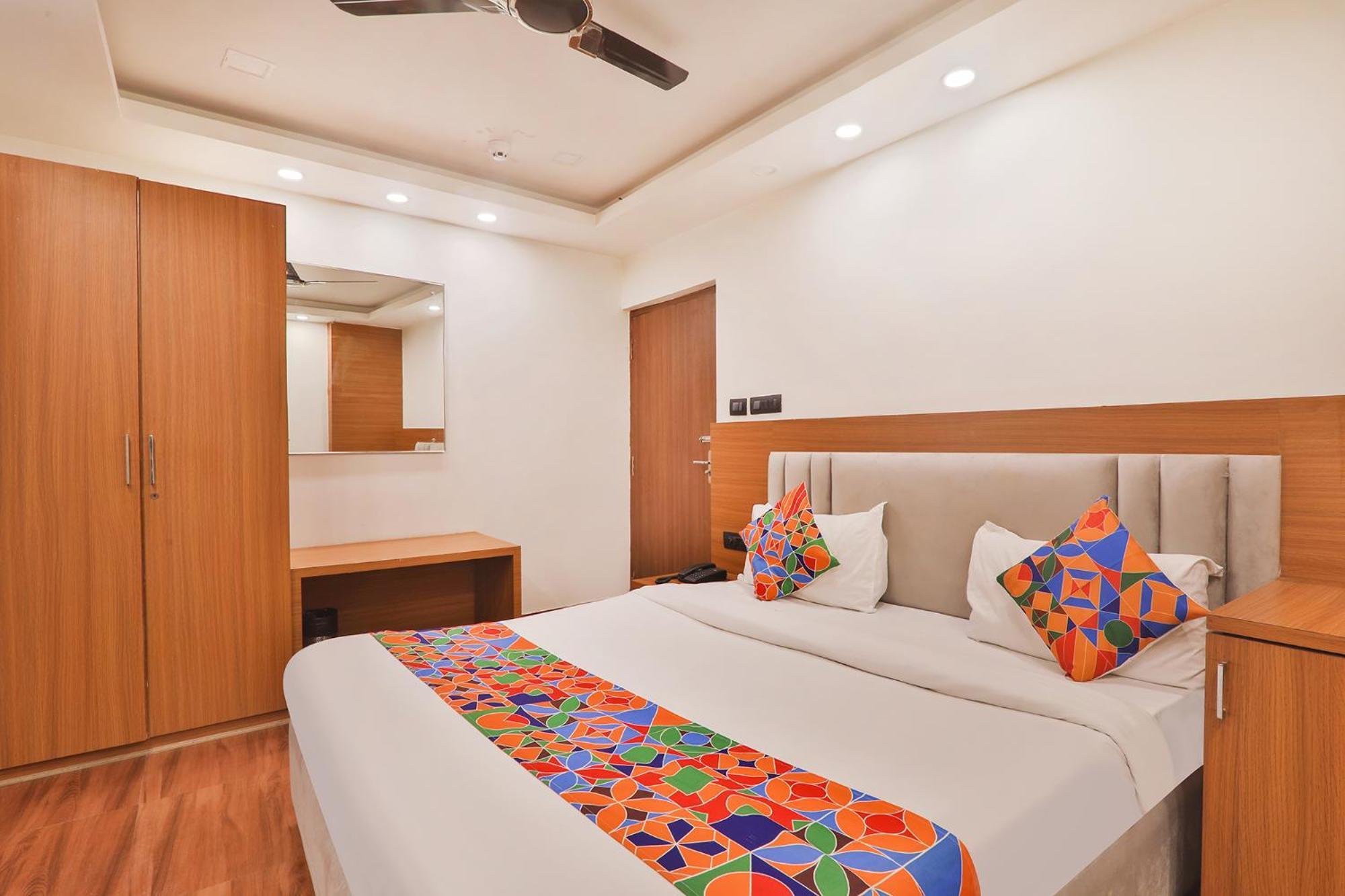 Fabhotel Shaurya Inn Лакхнау Экстерьер фото